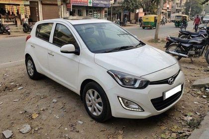 2014 Hyundai i20 Asta Optional with Sunroof 1.2