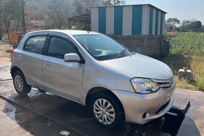 2011 Toyota Etios Liva जी