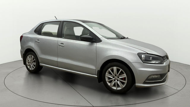 Volkswagen Ameo 1.2 MPI Highline Second-hand 2017 Volkswagen Ameo 1.2 MPI Highline for sale in Ghaziabad