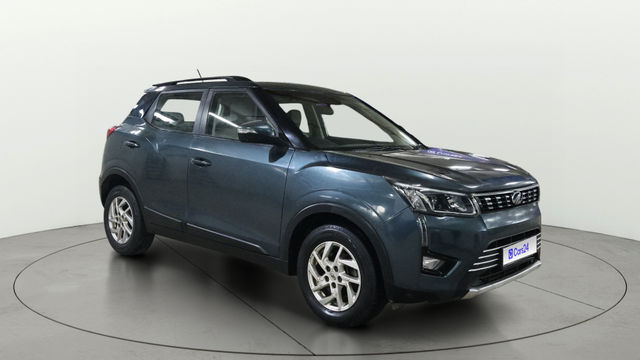 Second-hand 2022 Mahindra XUV300 W8 BSVI for sale in Agra