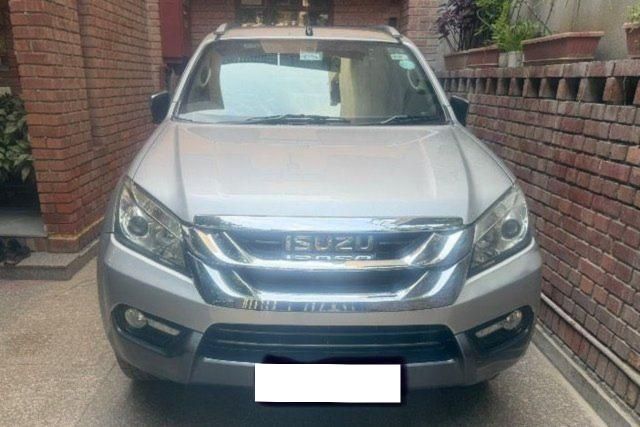 Isuzu MU-X 2WD Second-hand 2018 Isuzu MU-X 2WD for sale in Gurgaon