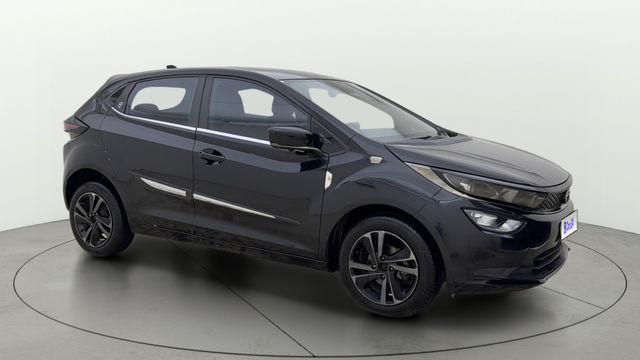 Tata Altroz XZ प्लस एस रेनफोर्स्ड Second-hand 2023 Tata Altroz XZ प्लस एस रेनफोर्स्ड for sale in Ahmedabad