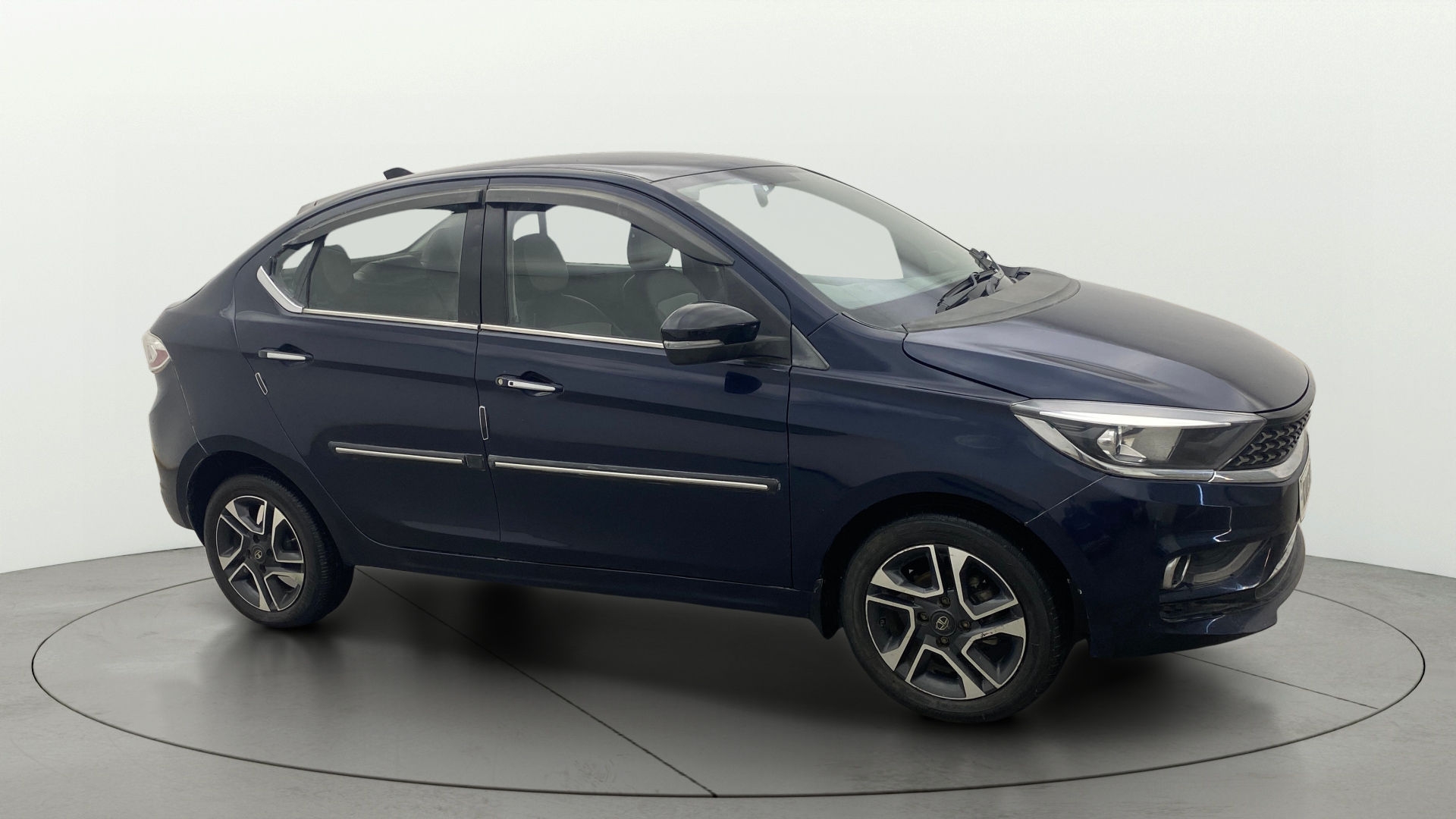 2021 Tata Tigor 1199 cc कार बैंगलोर में ₹5.72 लाख में - CarDekho