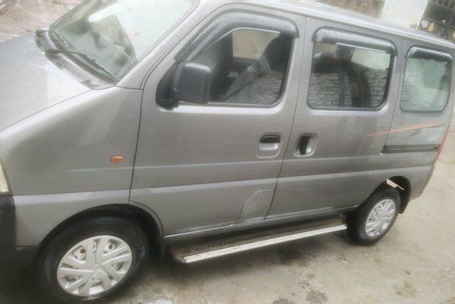 Maruti Suzuki Eeco 7 Seater STD (O) Second-hand 2023 Maruti Suzuki Eeco 7 Seater STD (O) for sale in Kanpur