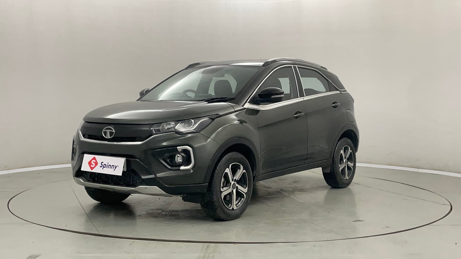 2021 Tata Nexon 1199 cc कार जयपुर में ₹7.45 लाख में - CarDekho