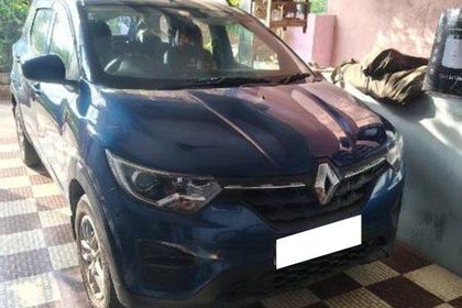 2021 Renault Triber RXL बीएस6