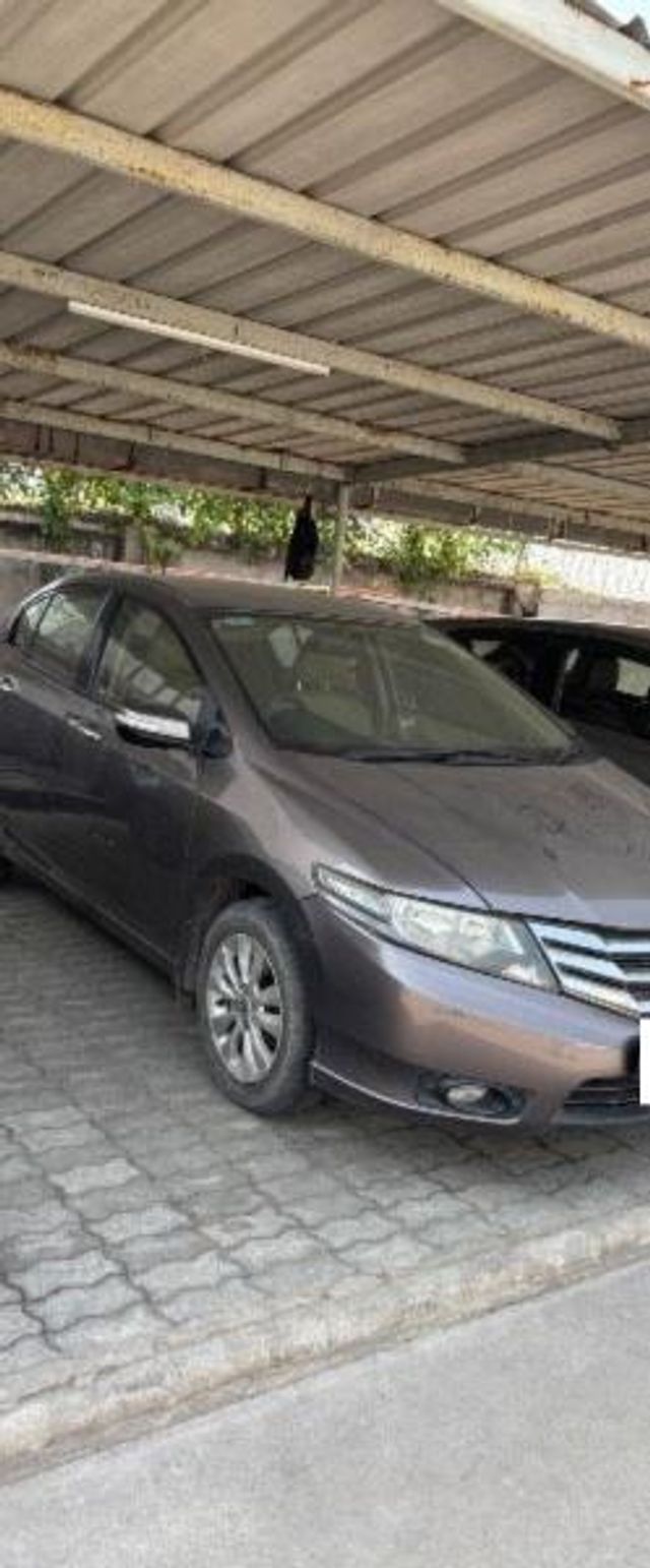 Second-hand 2013 Honda City वी MT for sale in Bavla