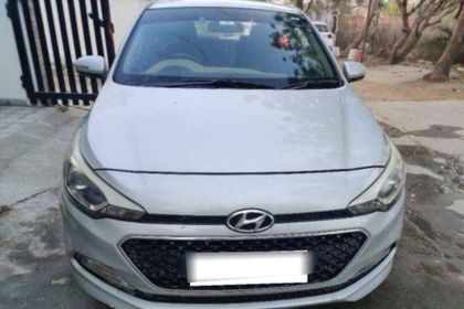 2017 Hyundai i20 1.4 एस्टा ऑप्शन