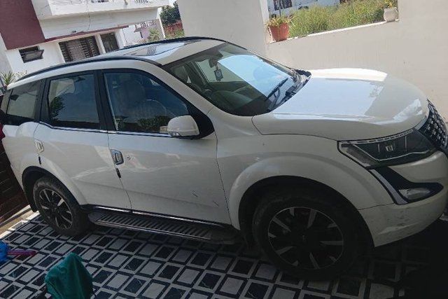 Second-hand 2018 Mahindra XUV500 W11 FWD डीजल for sale in Amb