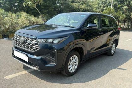 2024 Toyota Innova Hycross जी 7STR