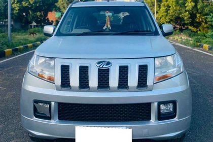 2017 Mahindra TUV 300 T8