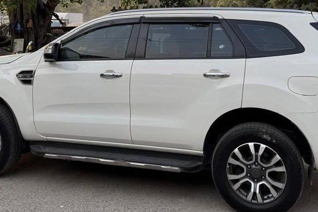 Ford Endeavour 3.2 Titanium AT 4X4 Second-hand 2019 Ford Endeavour 3.2 Titanium AT 4X4 for sale in New Delhi