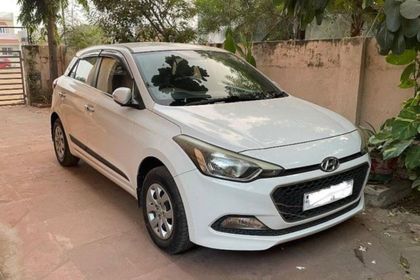 2016 हुंडई आई20 Sportz 1.2