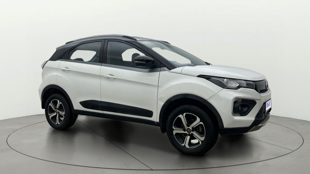 Second-hand 2021 Tata Nexon XZA प्लस DT Roof (O) AMT for sale in Bangalore