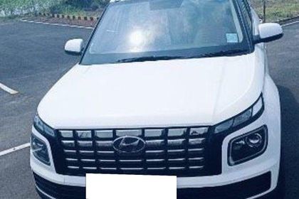2024 Hyundai Venue एस रेनफोर्स्ड Opt 2023-2025