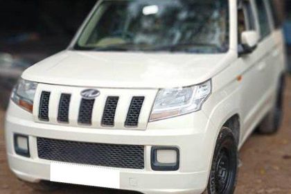 2018 Mahindra TUV 300 T6 Plus