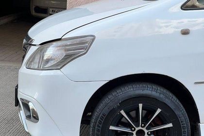 2014 Toyota Innova 2.5 G (Diesel) 7 Seater BS IV