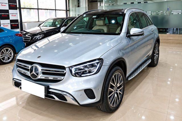 Second-hand 2023 Mercedes-Benz GLC 220डी 4मैटिक for sale in Bangalore