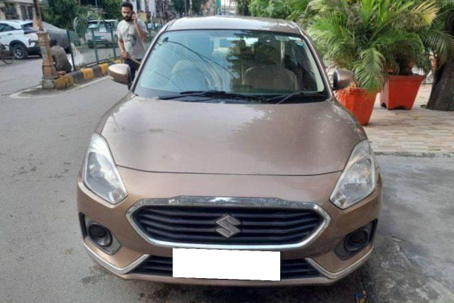 Maruti Suzuki Swift Dzire वीएक्सआई 1.2 Second-hand 2017 Maruti Suzuki Swift Dzire वीएक्सआई 1.2 for sale in New Delhi