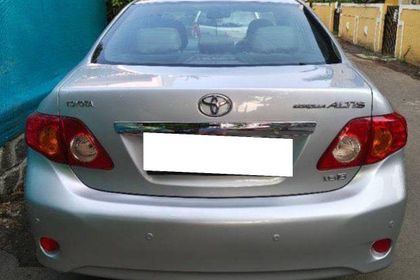 2010 Toyota Corolla Altis जी