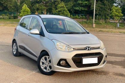 2015 Hyundai Grand i10 CRDi स्पोर्टज़