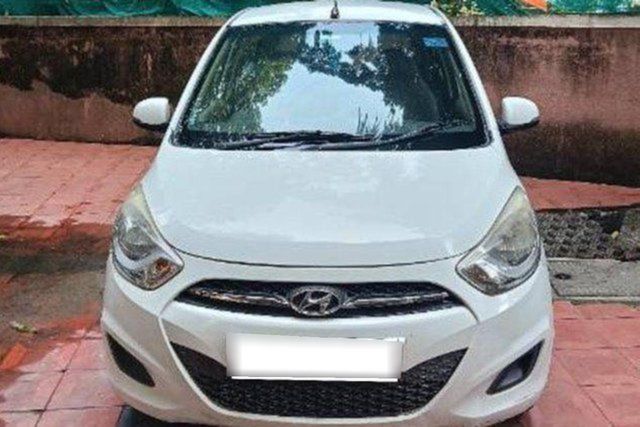 Second-hand 2012 Hyundai i10 मैग्ना for sale in Mumbai