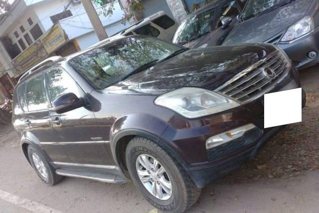 Second-hand 2013 Mahindra Ssangyong Rexton RX7 for sale in Batala