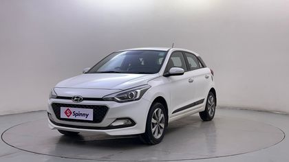 2016 Hyundai i20 1.2 एस्टा ऑप्शन