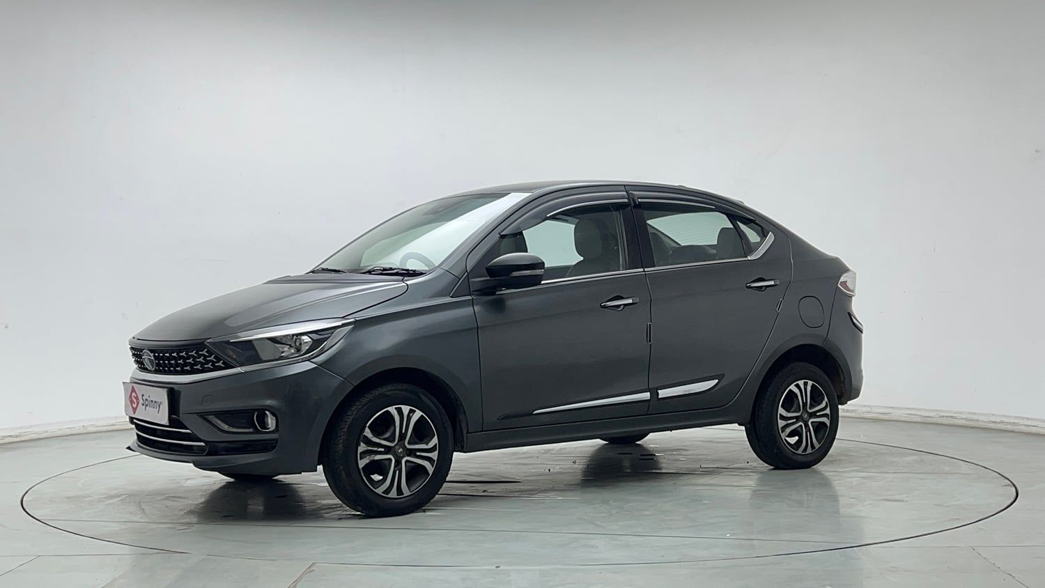 2022 Tata Tigor 1199 cc कार नई दिल्ली में ₹5.81 लाख में - CarDekho