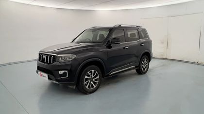 2022 Mahindra Scorpio N Z8L AT