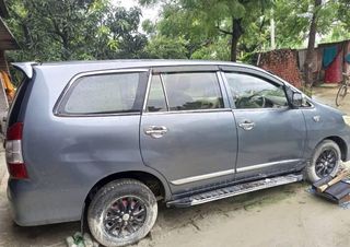 Used 2.5 E
