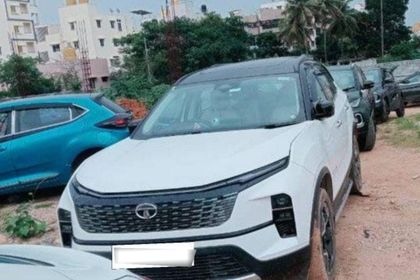 2024 Tata Safari अकंप्लिश्ड प्लस 6S