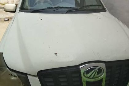 2015 Mahindra Quanto C4