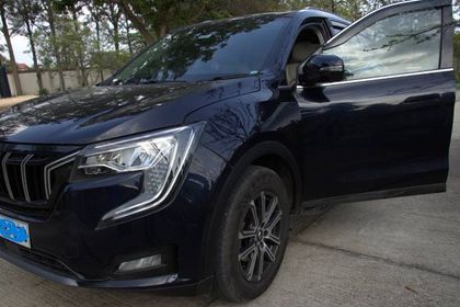 2023 Mahindra XUV700 एएक्स7 7Str AT