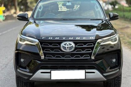 2024 Toyota Fortuner 4X2 Diesel AT