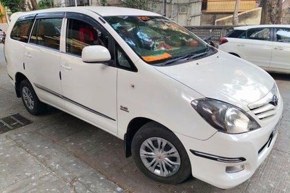2011 Toyota Innova 2.0 G1