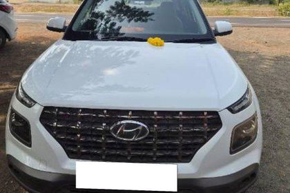 2021 Hyundai Venue S Plus