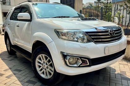 2013 Toyota Fortuner 4x2 AT
