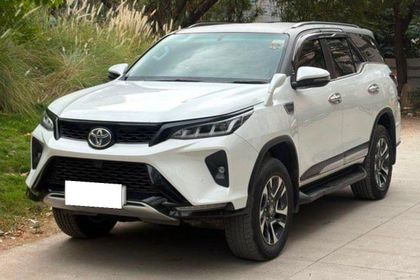 2023 Toyota Fortuner Legender 4x4 AT BSVI