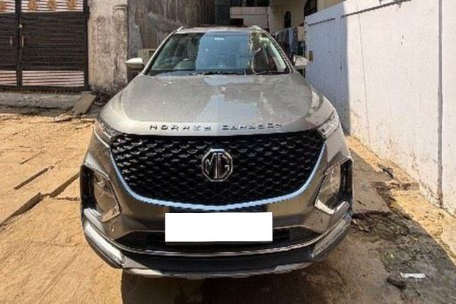 Second-hand 2021 MG Hector Plus Super डीजल MT 7 STR for sale in Varanasi