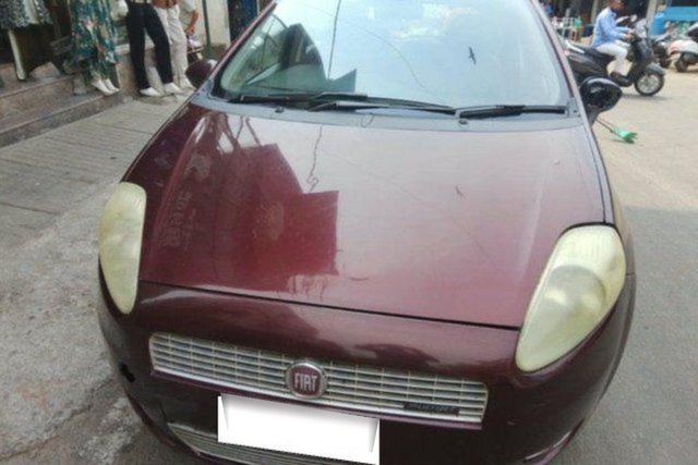 Fiat Grande Punto 1.3 Dynamic (Diesel) Second-hand 2012 Fiat Grande Punto 1.3 Dynamic (Diesel) for sale in Mysore