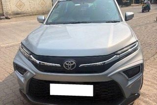 Used S HYBRID