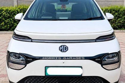 2025 MG Windsor EV एसेंस