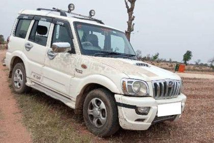 2011 Mahindra Scorpio VLX 2WD BSIV