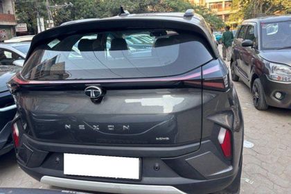 2025 Tata Nexon क्रिएटिव प्लस PS सीएनजी