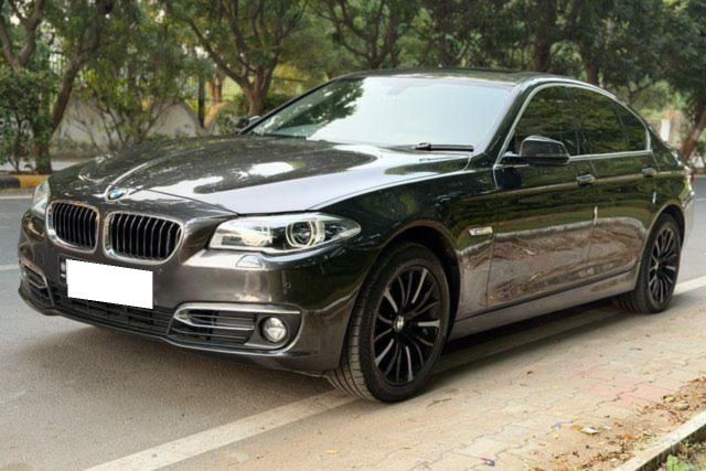 BMW 5 Series 520d लक्ज़री Line Second-hand 2015 BMW 5 Series 520d लक्ज़री Line for sale in Ahmedabad