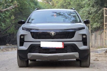 2024 टाटा सफारी Smart (O)