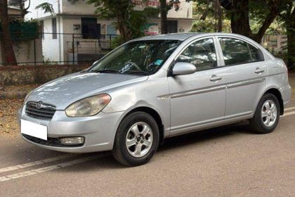 2009 Hyundai Verna CRDi एसएक्स AT