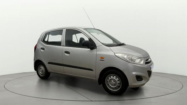 Hyundai i10 मैग्ना 1.1L Second-hand 2015 Hyundai i10 मैग्ना 1.1L for sale in Noida