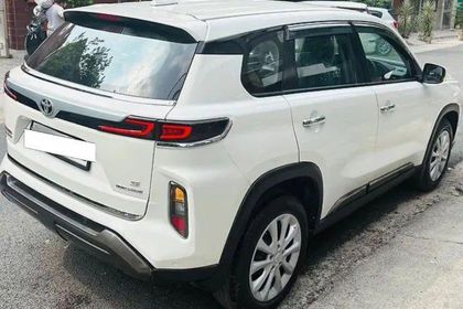 2025 Toyota Hyryder जी